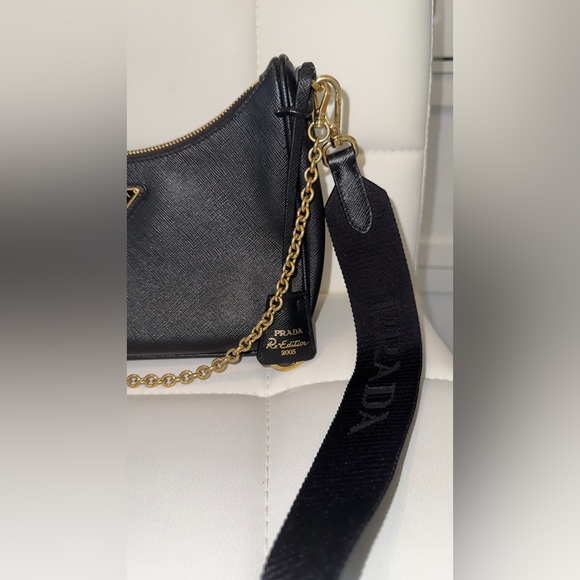 💥Prada Reedition Bag 💼 - Picture 9 of 15